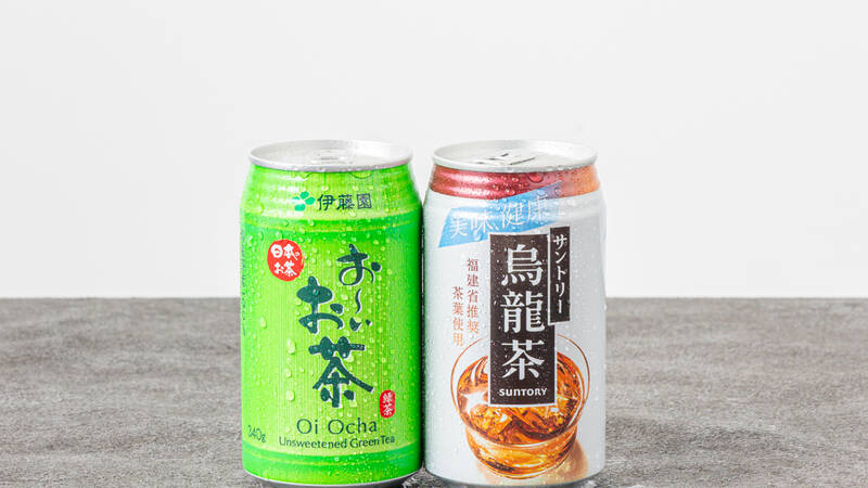 お茶2本セット(緑茶・ウーロン茶)(400円/人)